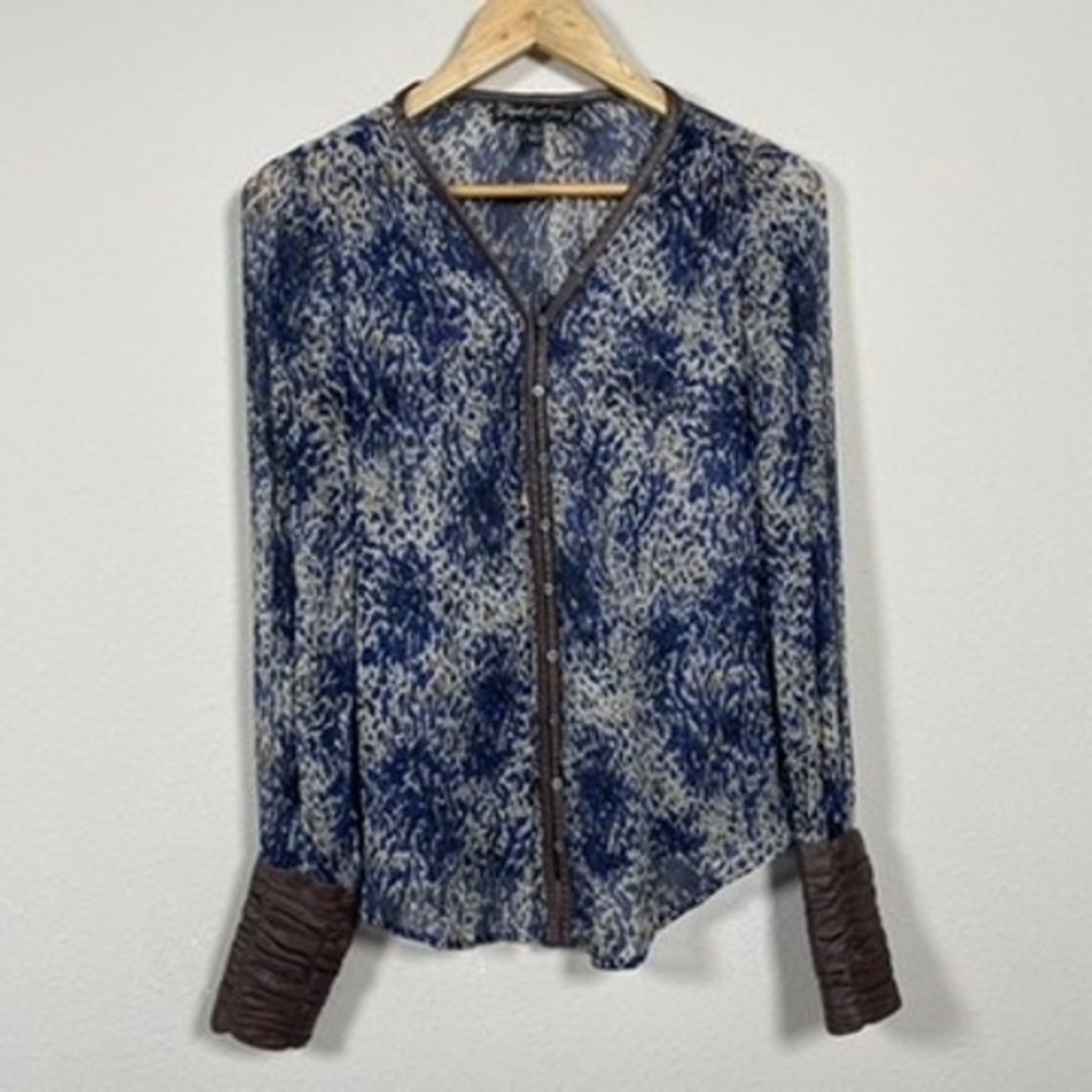 Elizabeth and James Silk Blouse Womens XS Blue Leather Trim Cuff Edgy Dark Fairy
